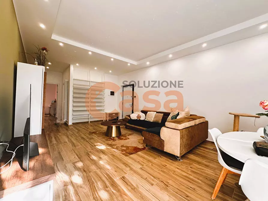 Immagine 2 di Appartamento in vendita  in Via Stradella a Piacenza