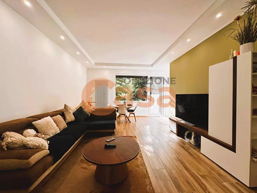 Immagine 1 di Appartamento in vendita  in Via Stradella a Piacenza