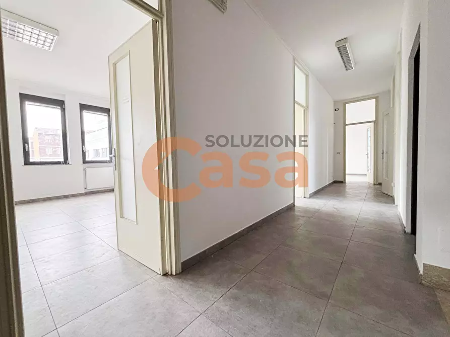 Immagine 8 di Ufficio in affitto  in Via Manfredi a Piacenza