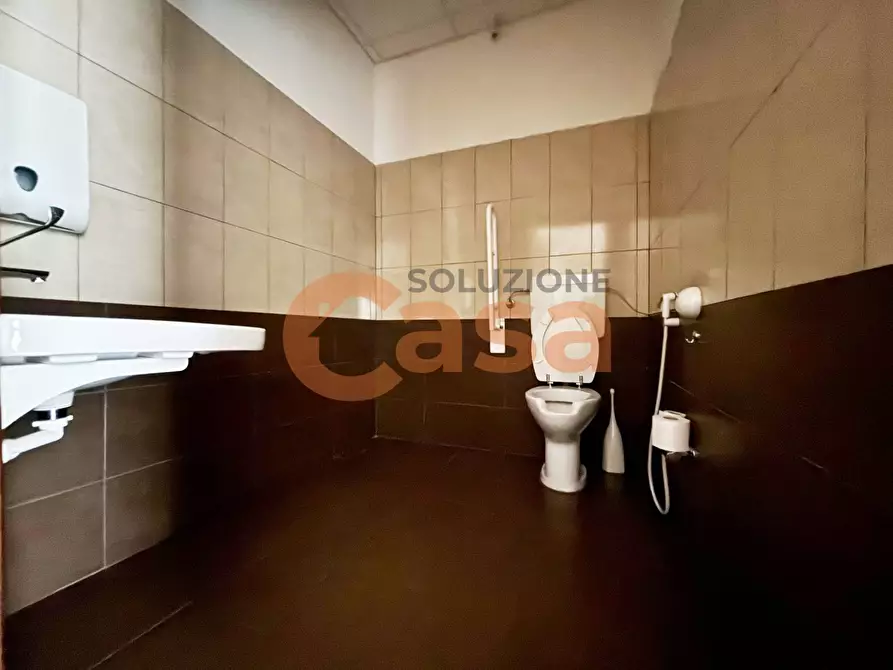 Immagine 13 di Ufficio in affitto  in Via Manfredi a Piacenza