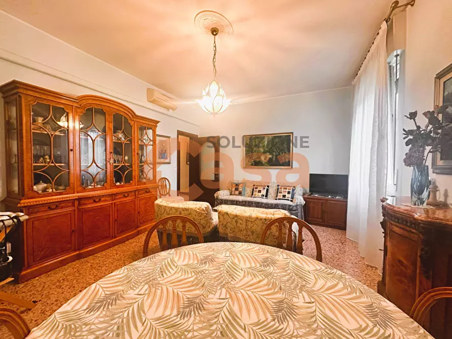 Immagine 1 di Appartamento in vendita  in Via Alessandria a Piacenza