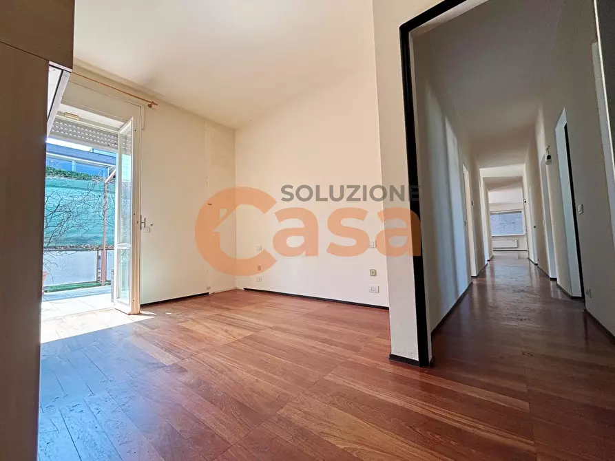 Immagine 12 di Appartamento in vendita  in Via Genova a Piacenza