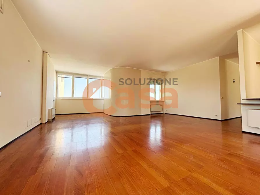 Immagine 1 di Appartamento in vendita  in Via Genova a Piacenza