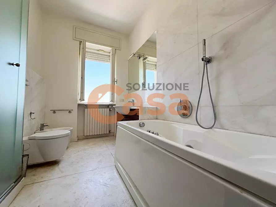 Immagine 24 di Attico in vendita  in Via Genova a Piacenza