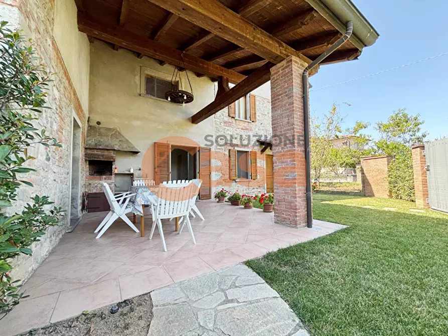 Immagine 2 di Villa in vendita  in Via Caselle a Podenzano