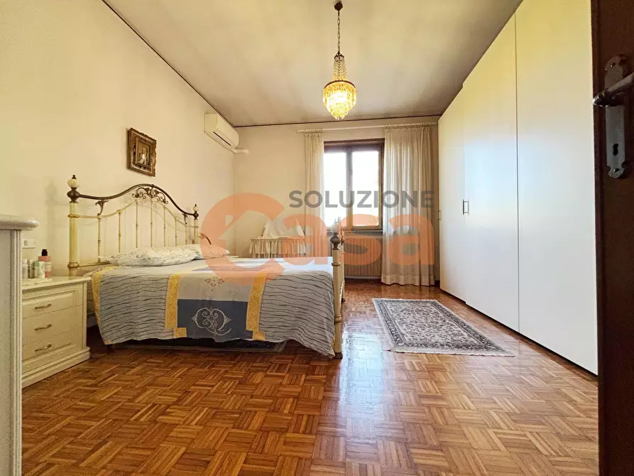 Immagine 25 di Villa in vendita  in Via Franceschini a Piacenza