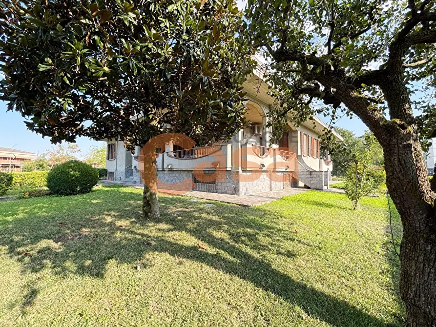 Immagine 10 di Villa in vendita  in Via Franceschini a Piacenza