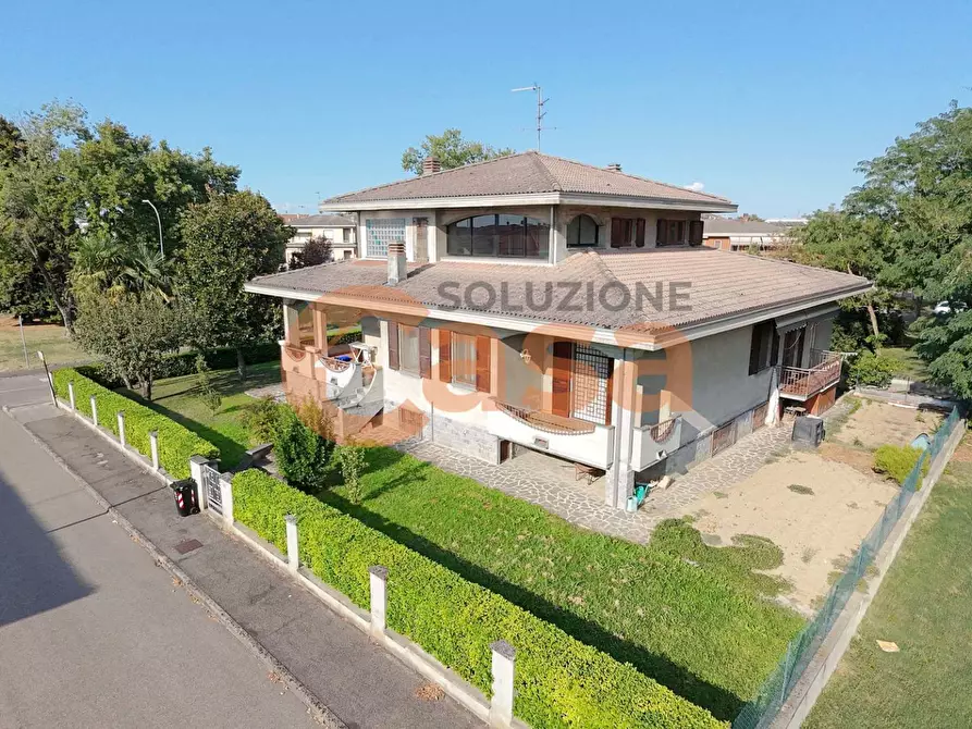 Immagine 4 di Villa in vendita  in Via Franceschini a Piacenza