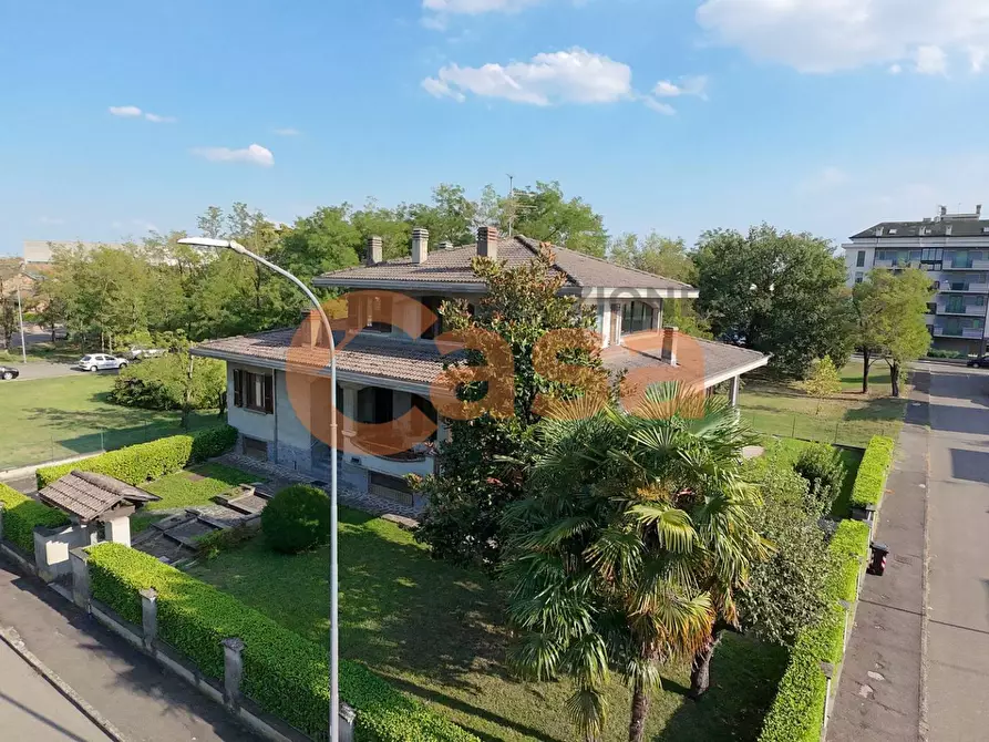 Immagine 2 di Villa in vendita  in Via Franceschini a Piacenza