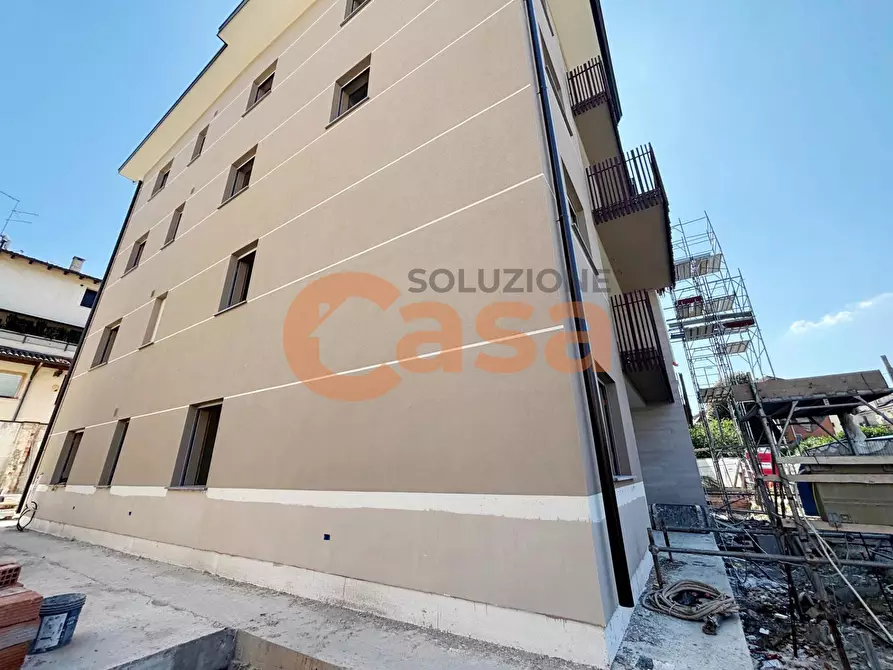 Immagine 13 di Appartamento in vendita  in Via IV Novembre a Piacenza