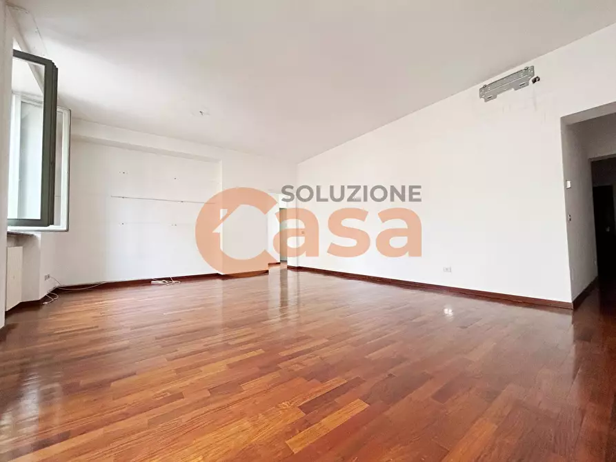 Immagine 5 di Appartamento in vendita  in Via San giuliano a Piacenza