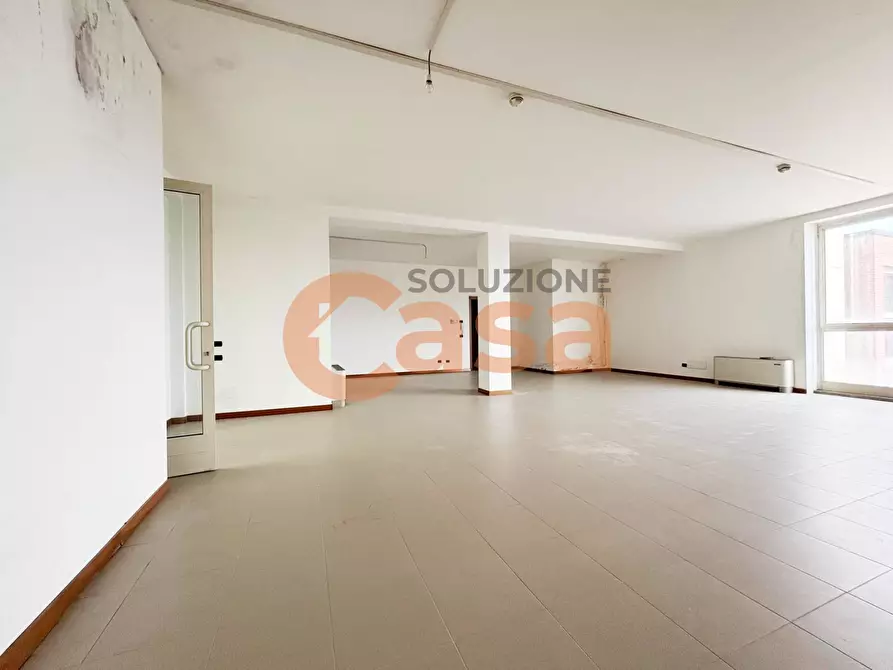 Immagine 7 di Ufficio in affitto  in Via Emilia a Piacenza
