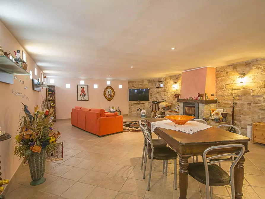 Immagine 25 di Villa in vendita  in Via Rossini a Podenzano