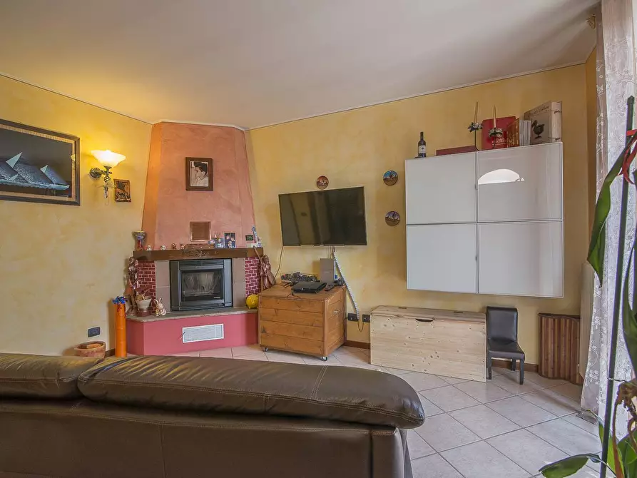 Immagine 40 di Villa in vendita  in Via Rossini a Podenzano