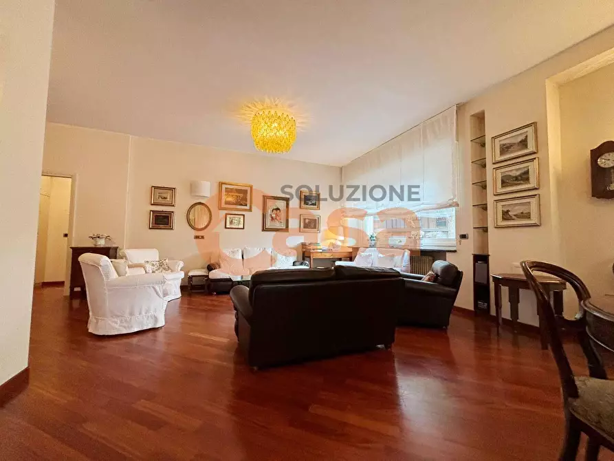 Immagine 4 di Appartamento in vendita  in Pubblico Passeggio a Piacenza