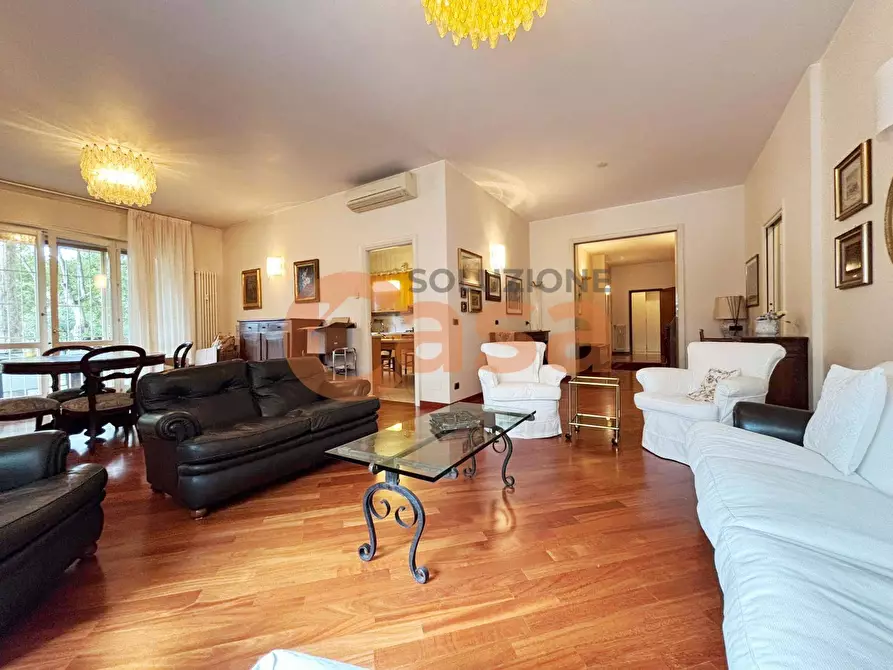 Immagine 2 di Appartamento in vendita  in Pubblico Passeggio a Piacenza