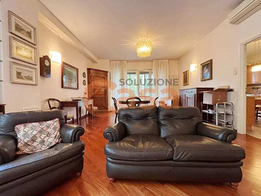 Immagine 5 di Appartamento in vendita  in Pubblico Passeggio a Piacenza