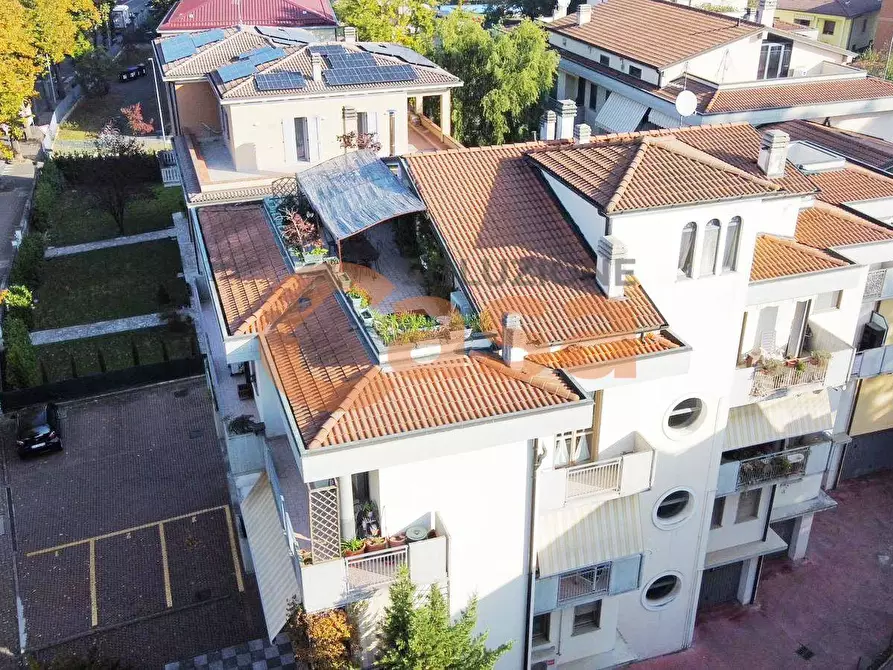 Immagine 2 di Appartamento in vendita  in Piazza Roma a Cerignale