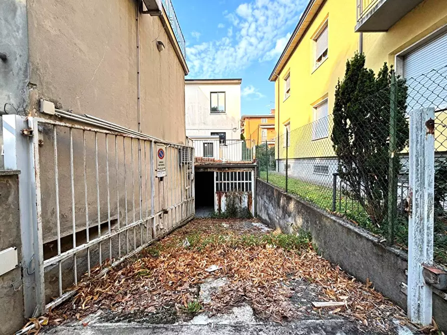 Immagine 16 di Magazzino in vendita  in Via Monte Penice a Piacenza
