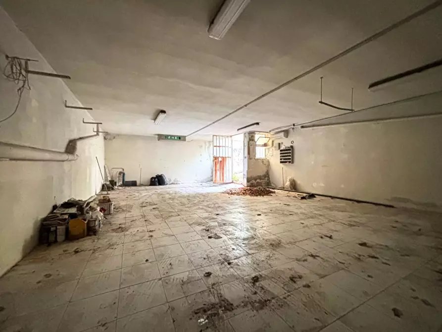 Immagine 18 di Magazzino in vendita  in Via Monte Penice a Piacenza