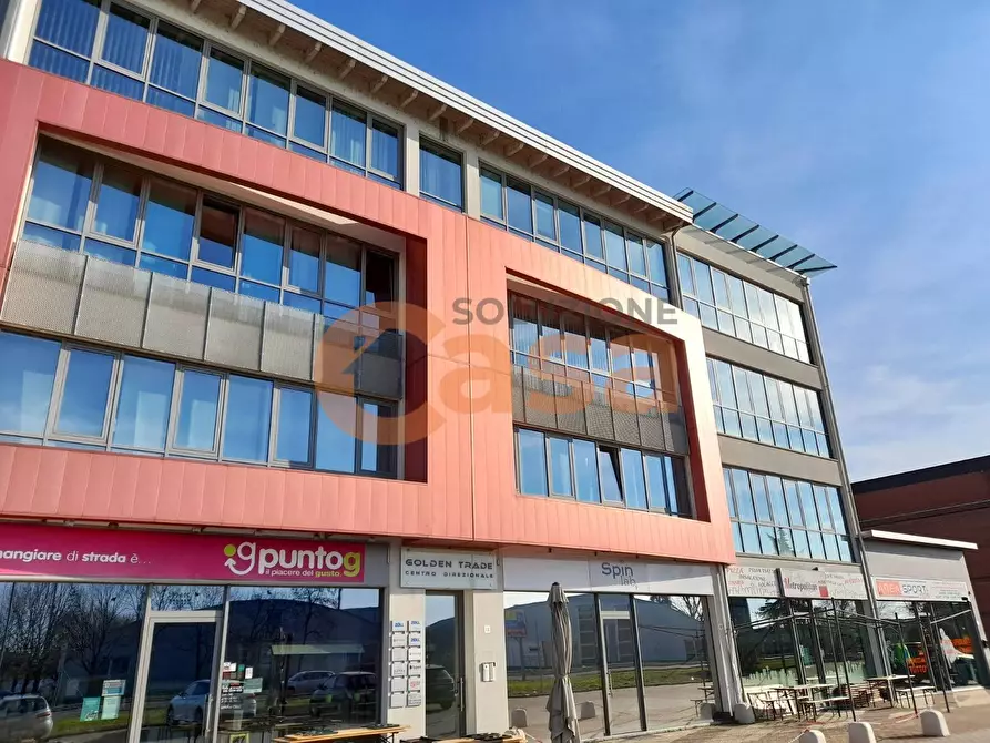 Immagine 19 di Ufficio in vendita  in Corso Europa a Piacenza