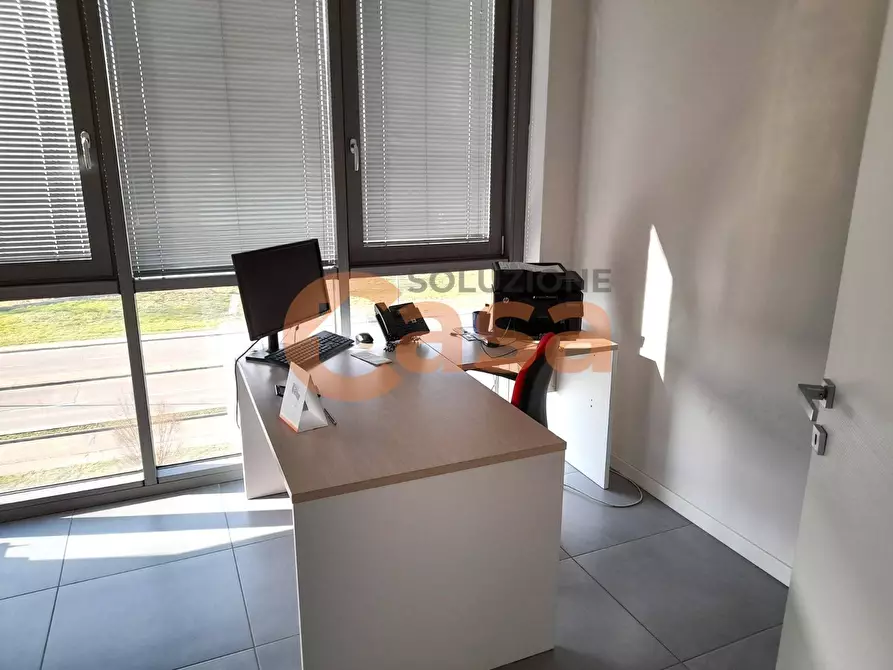 Immagine 6 di Ufficio in vendita  in Corso Europa a Piacenza
