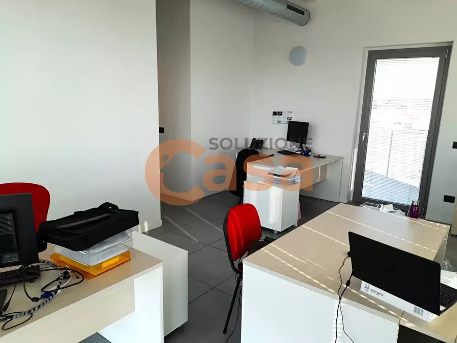 Immagine 7 di Ufficio in vendita  in Corso Europa a Piacenza