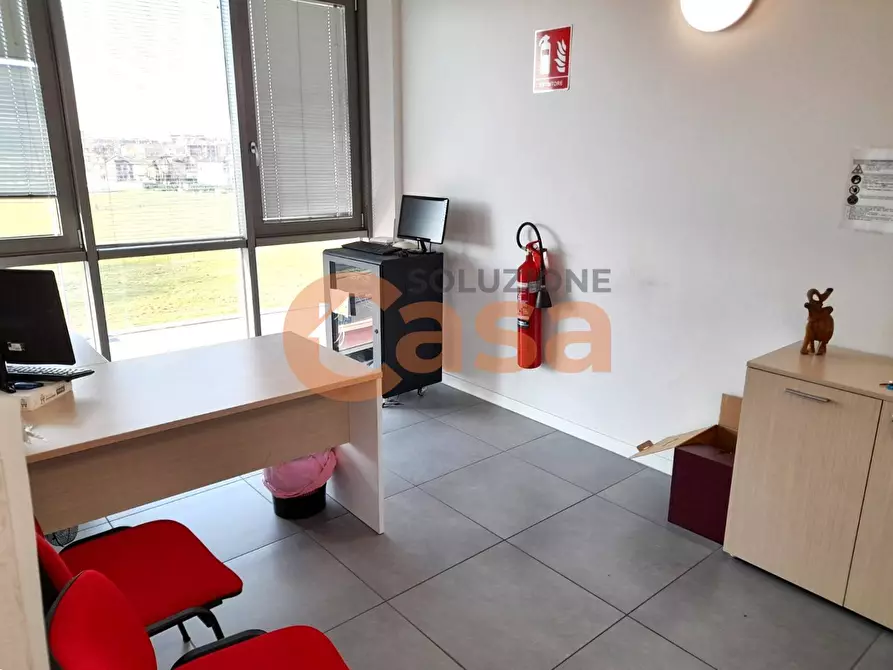 Immagine 4 di Ufficio in vendita  in Corso Europa a Piacenza
