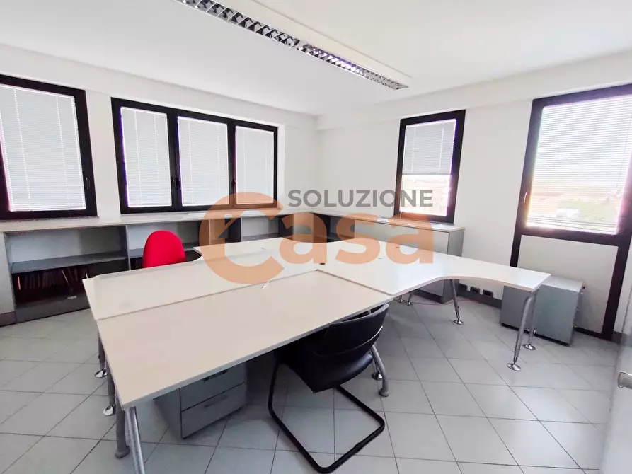 Immagine 3 di Ufficio in vendita  in Via Rigolli a Piacenza