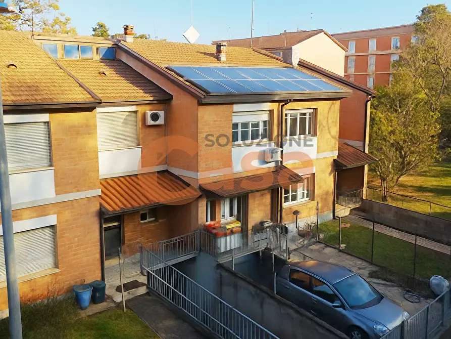 Immagine 3 di Casa indipendente in vendita  in Via Grandi a Piacenza