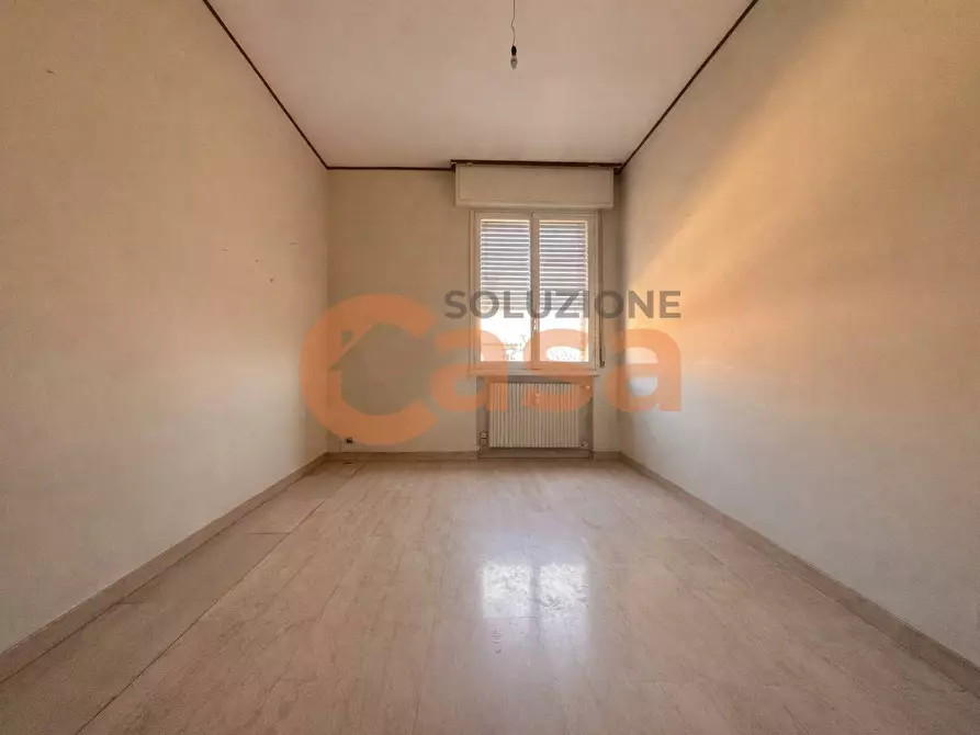 Immagine 4 di Appartamento in vendita  in Via Scalabrini a Piacenza