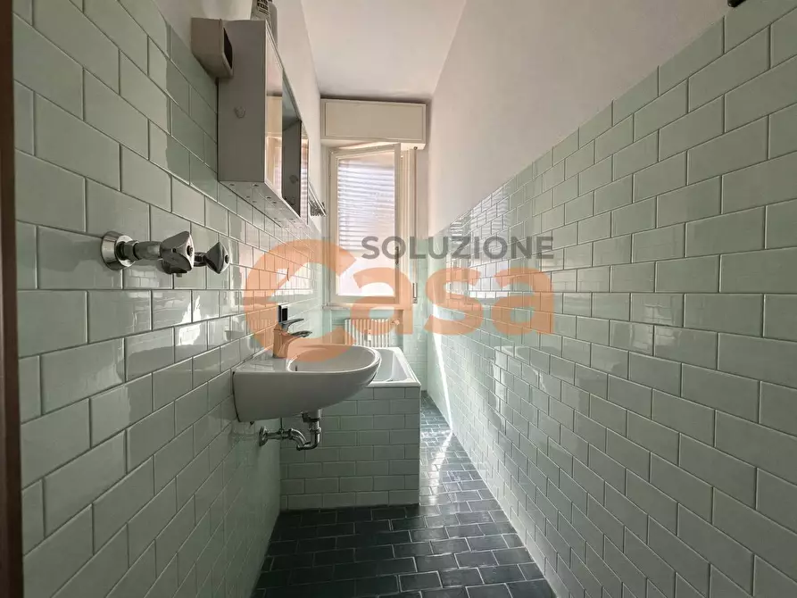 Immagine 10 di Appartamento in vendita  in Via Scalabrini a Piacenza