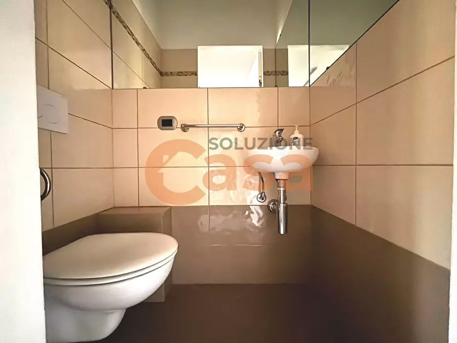 Immagine 16 di Ufficio in affitto  in Via IV Novembre a Piacenza