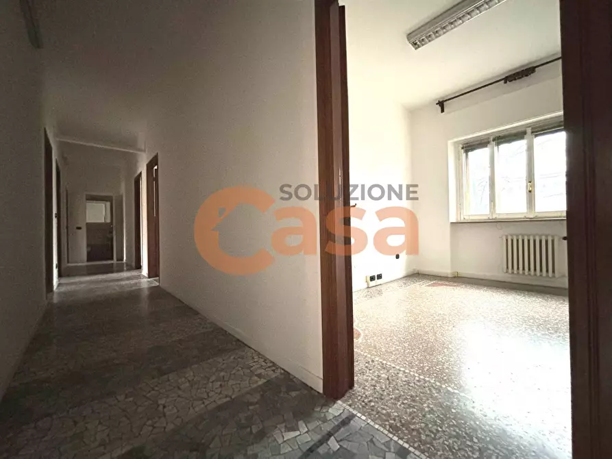 Immagine 10 di Ufficio in affitto  in Via IV Novembre a Piacenza