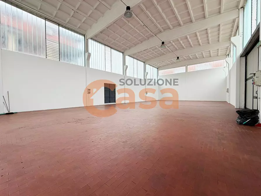 Immagine 1 di Capannone industriale in affitto  in Via Einaudi a Piacenza