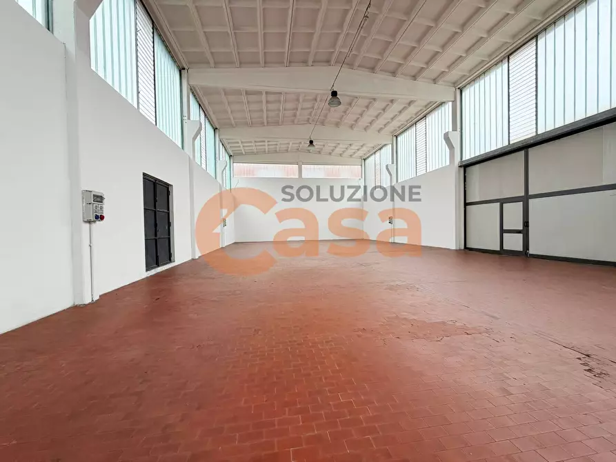Immagine 2 di Capannone industriale in affitto  in Via Einaudi a Piacenza