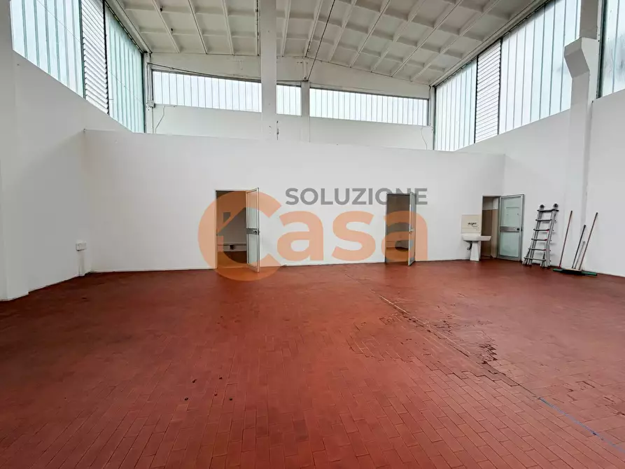 Immagine 3 di Capannone industriale in affitto  in Via Einaudi a Piacenza