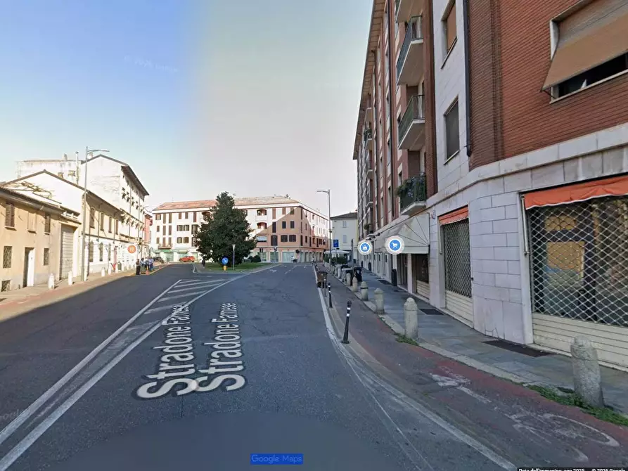 Immagine 4 di Negozio in affitto  in Stradone Farnese a Piacenza