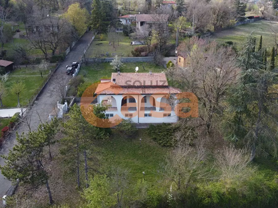 Immagine 3 di Villa in vendita  in strada provinciale 40 a Cerignale