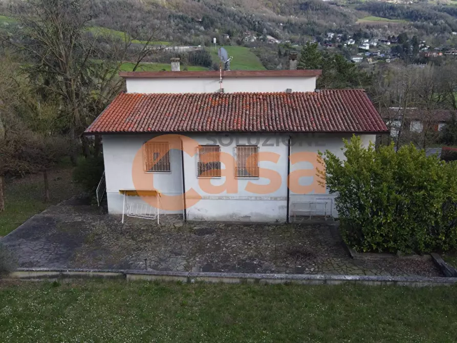Immagine 19 di Villa in vendita  in strada provinciale 40 a Cerignale