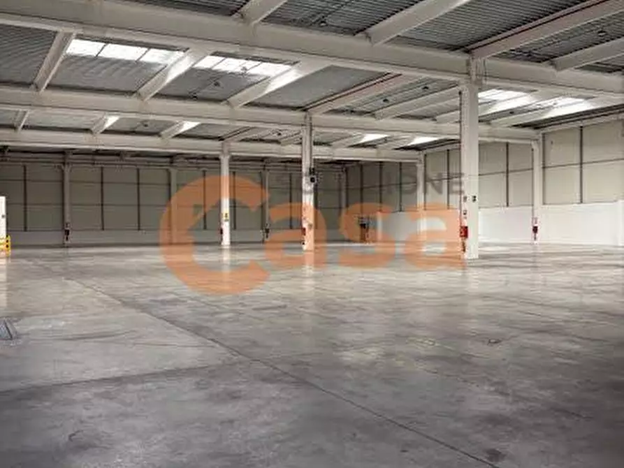 Immagine 14 di Magazzino in affitto  in Viale dell'Industria a Castel San Giovanni