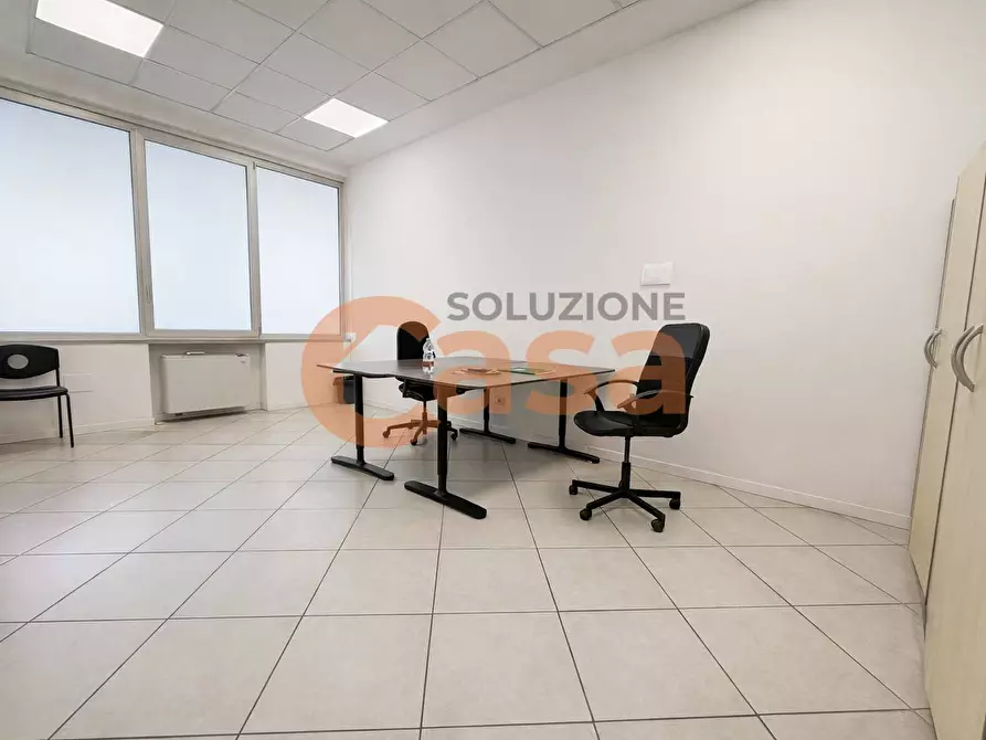 Immagine 4 di Ufficio in affitto  in Via Federico Coppalati a Piacenza