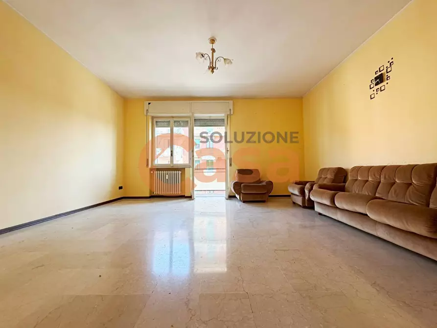 Immagine 3 di Appartamento in vendita  in Viale Dante Alighieri a Piacenza