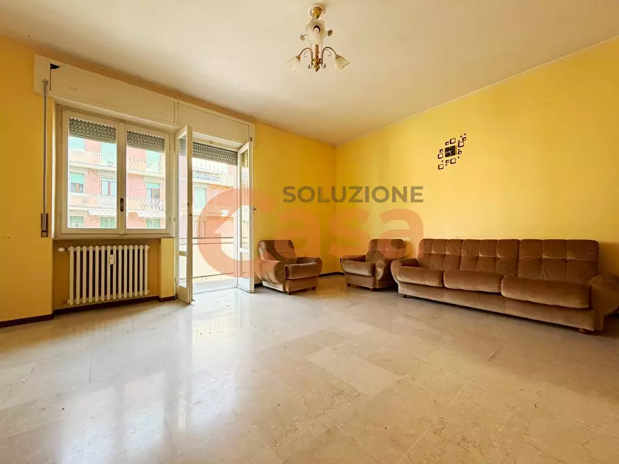Immagine 1 di Appartamento in vendita  in Viale Dante Alighieri a Piacenza