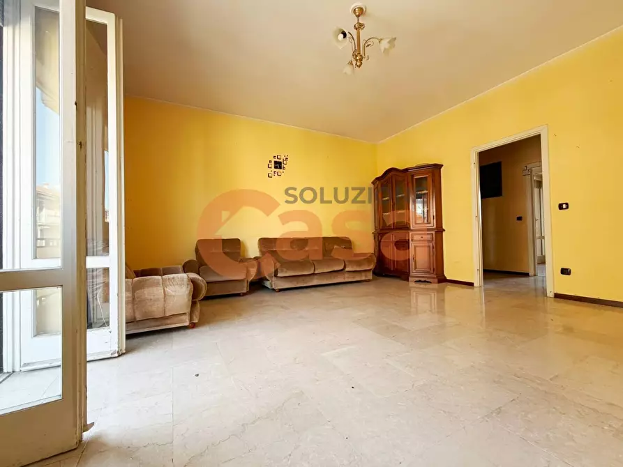 Immagine 2 di Appartamento in vendita  in Viale Dante Alighieri a Piacenza