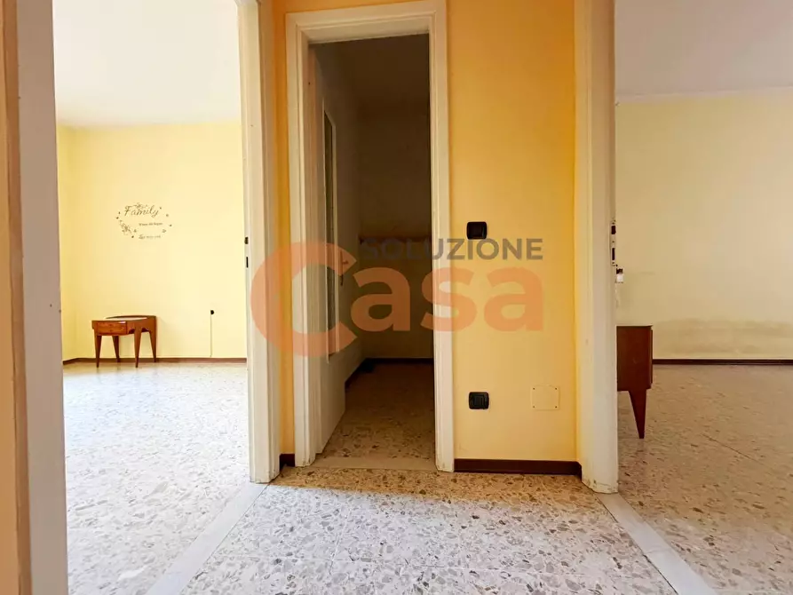 Immagine 13 di Appartamento in vendita  in Viale Dante Alighieri a Piacenza