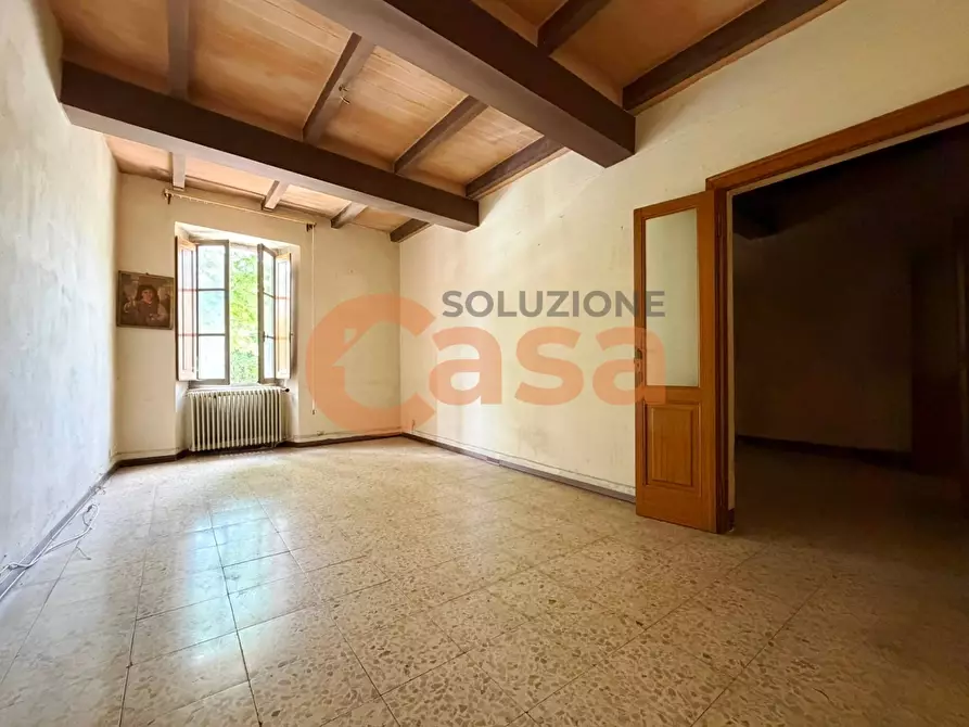 Immagine 22 di Palazzo in vendita  in Piazza Paolo Araldi a Rivergaro