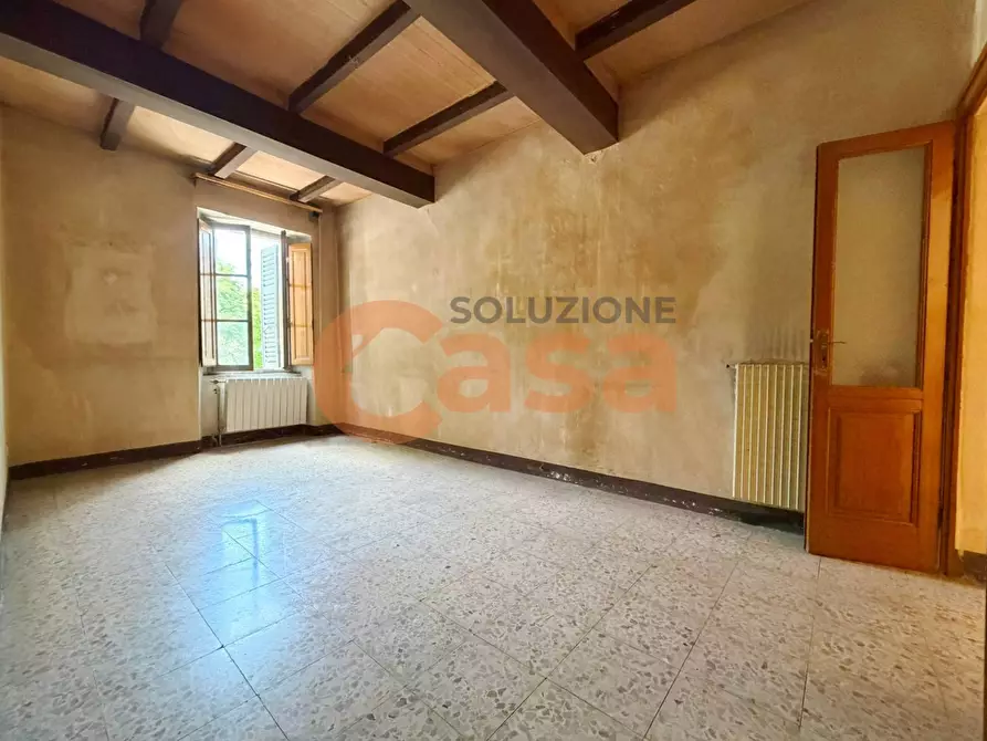Immagine 24 di Palazzo in vendita  in Piazza Paolo Araldi a Rivergaro