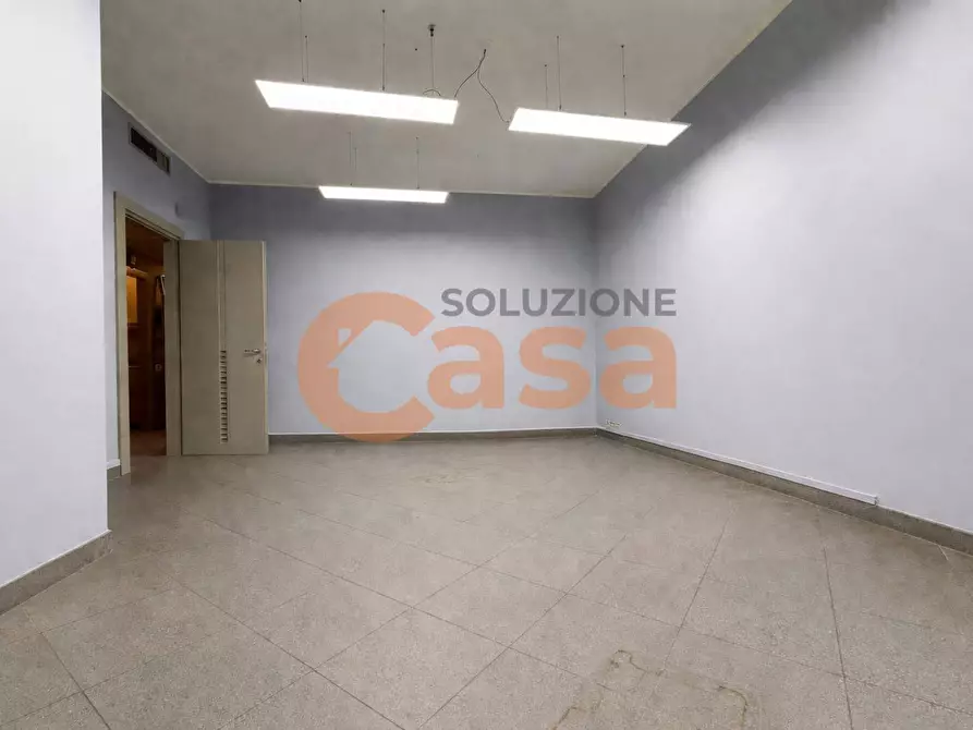 Immagine 12 di Ufficio in vendita  in Via Leopoldo Cerri a Piacenza