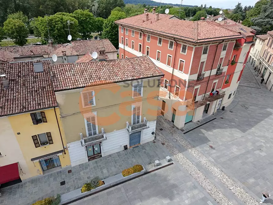 Immagine 17 di Palazzo in vendita  in Piazza Paolo Araldi a Rivergaro